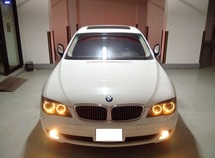 BMW 750