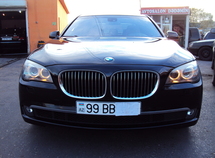 BMW 750