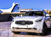 Infiniti FX35