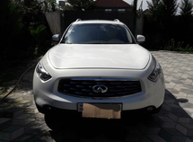 Infiniti FX35
