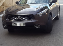 Infiniti FX35