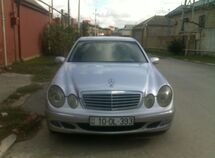 Mercedes E 220