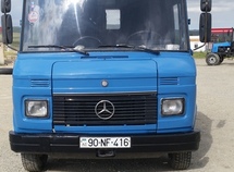 Mercedes 408 D