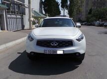 Infiniti FX35