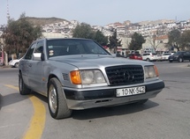 Mercedes E 300