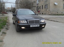 Mercedes C 180