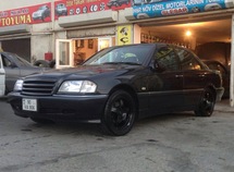 Mercedes C 240