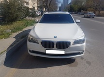 BMW 750