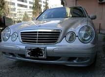 Mercedes E 240