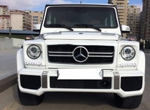 Mercedes G 500