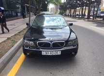 BMW 750