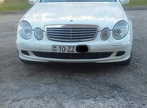 Mercedes E 320