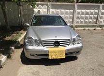 Mercedes C 320