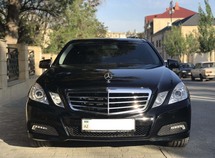 Mercedes E 300