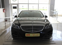 Mercedes E 220