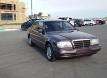 Mercedes E 300