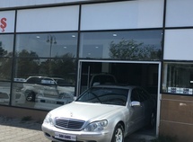 Mercedes S 320