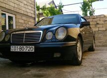 Mercedes E 300