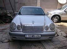 Mercedes E 290