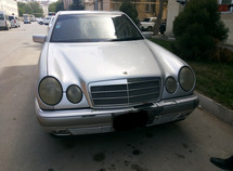 Mercedes E 290