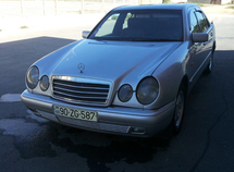 Mercedes E 290