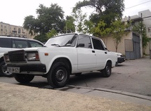 LADA (VAZ) 2107