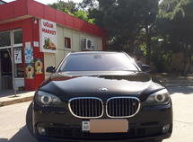BMW 750