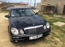 Mercedes E 320