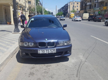 BMW 525