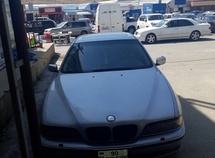 BMW 528