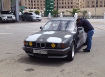 BMW 525