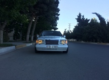 Mercedes E 220