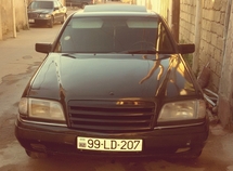 Mercedes C 180