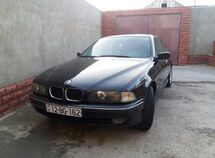 BMW 528