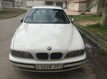 BMW 528