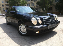 Mercedes E 220