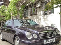 Mercedes E 220
