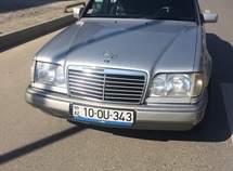 Mercedes E 220