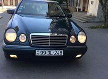 Mercedes E 220