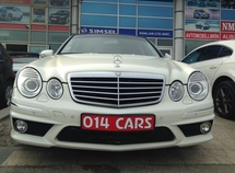 Mercedes E 200