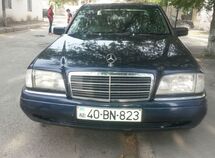 Mercedes C 180