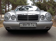 Mercedes E 200