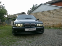 BMW 525