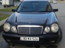 Mercedes E 200