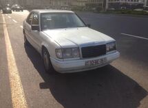 Mercedes E 200