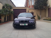 BMW 528