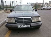 Mercedes E 200