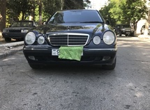 Mercedes E 240