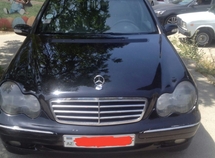 Mercedes C 240