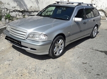 Mercedes C 180